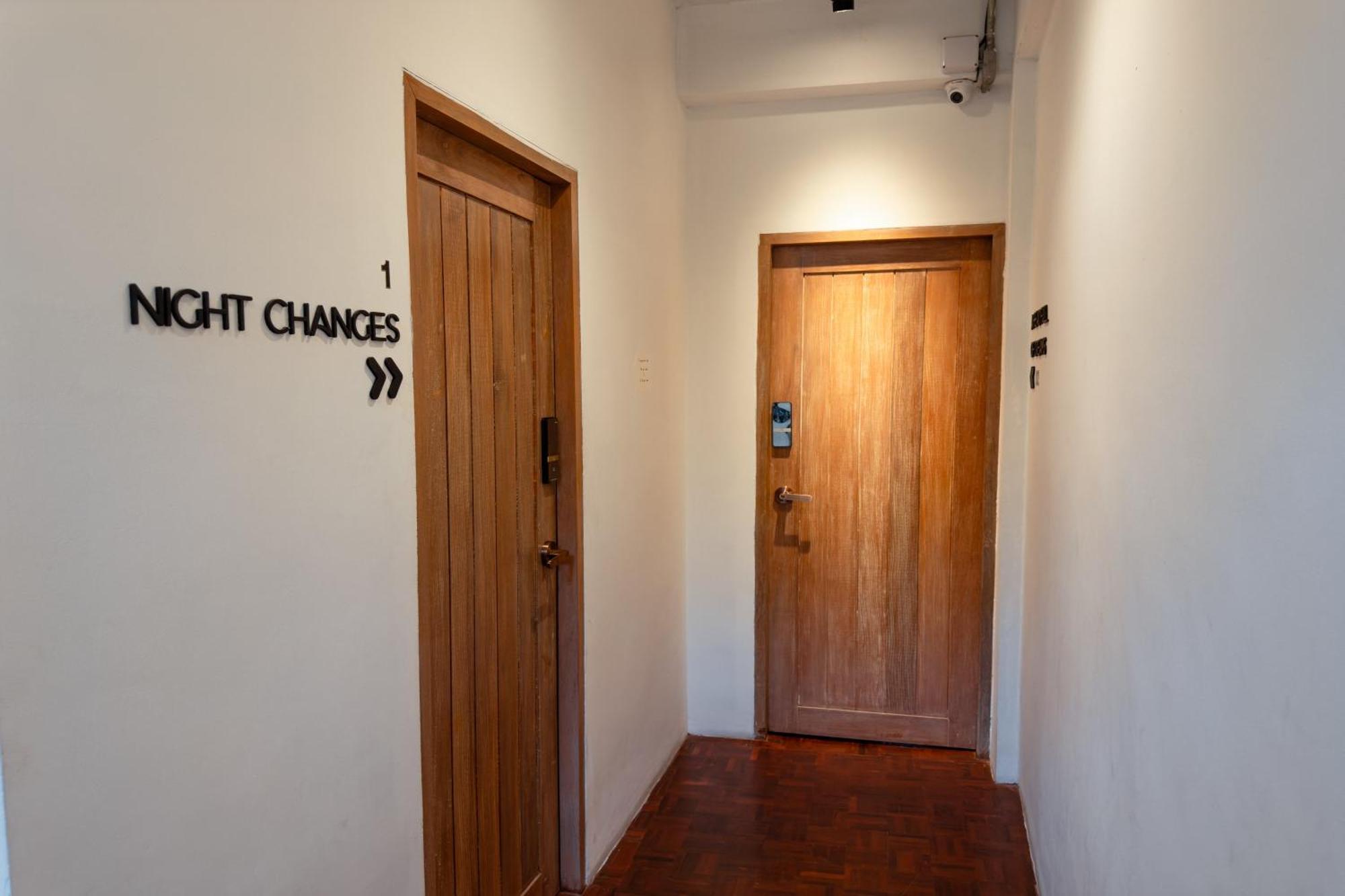 Once In A Blue Moon Cafe And Hostel Chiang Mai Exterior photo